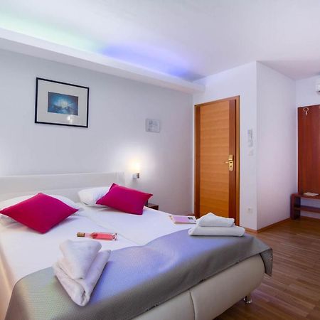Villa Sveti Križ Trogir Exteriör bild