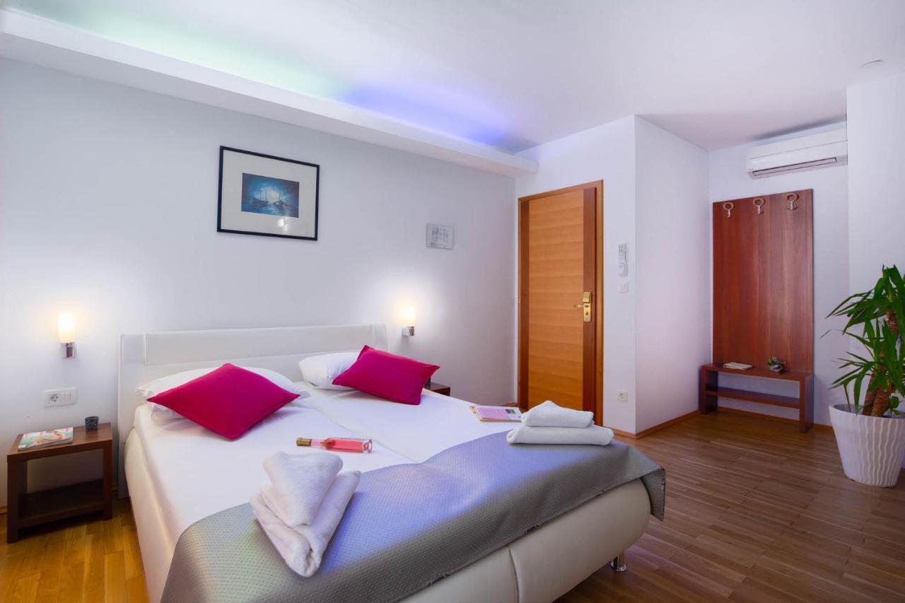 Villa Sveti Križ Trogir Exteriör bild