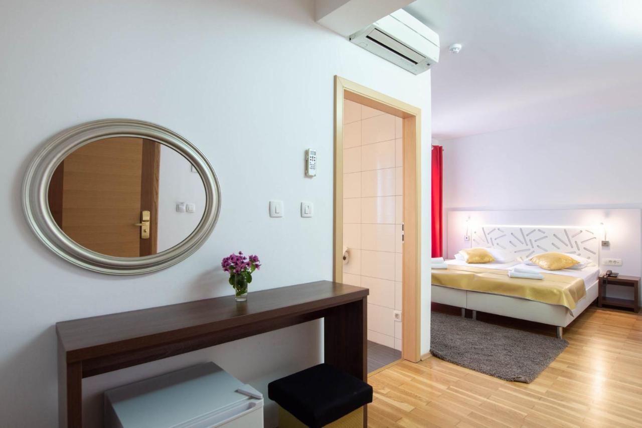 Villa Sveti Križ Trogir Exteriör bild