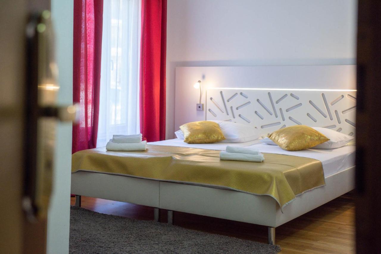 Villa Sveti Križ Trogir Exteriör bild