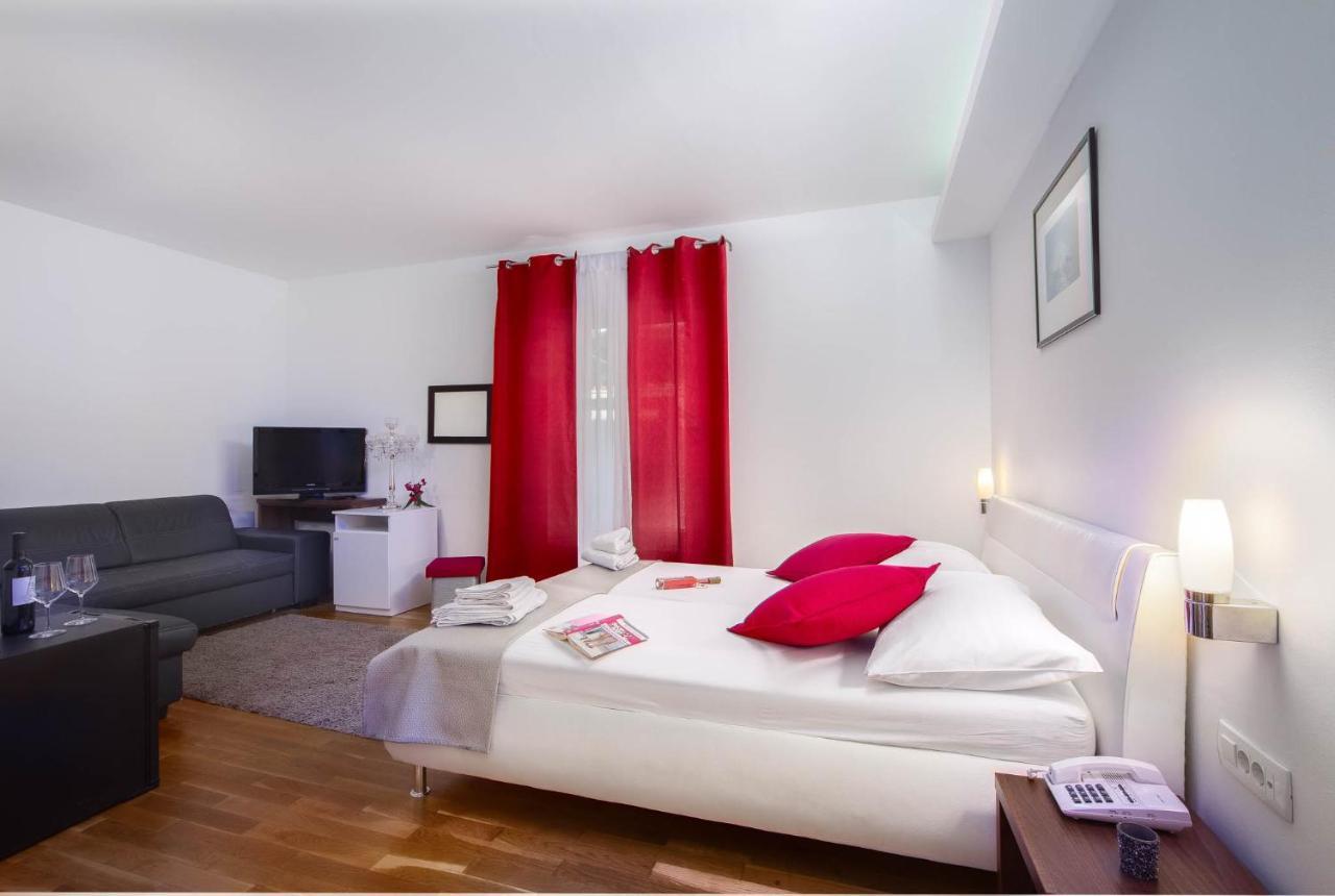 Villa Sveti Križ Trogir Exteriör bild