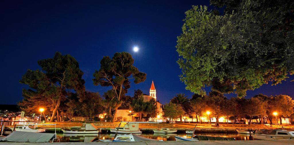 Villa Sveti Križ Trogir Exteriör bild