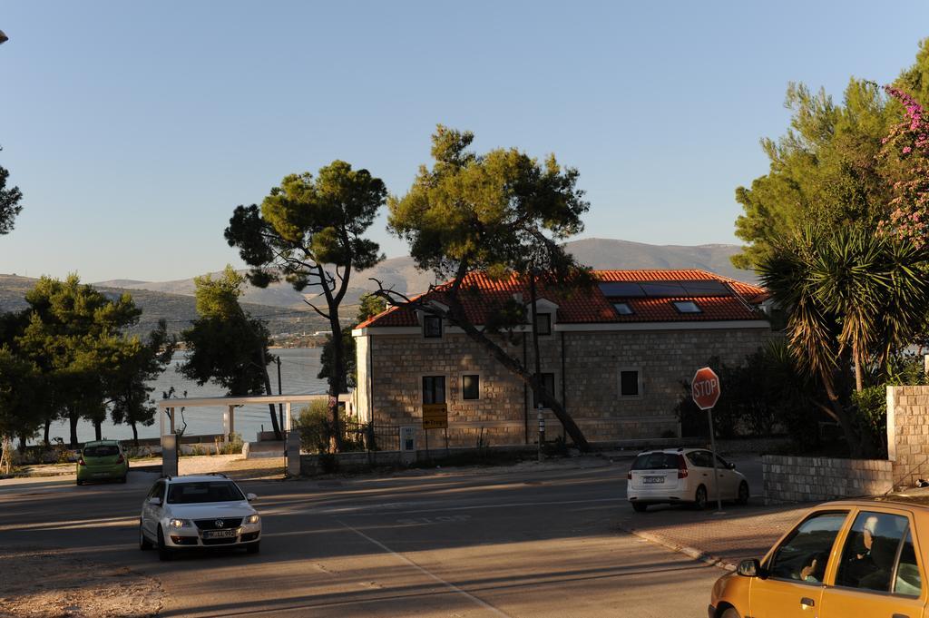 Villa Sveti Križ Trogir Exteriör bild
